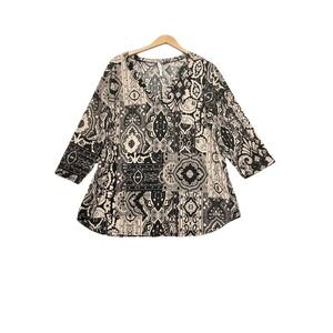 Dear Scarlett Tunic Top Size 2X Plus Artsy Curved Hem Paisley Print Blouse Flowy